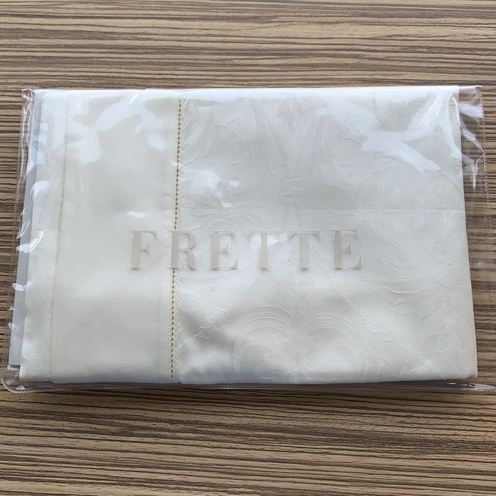 Frette - Jacquard Neck Roll Pillow Case